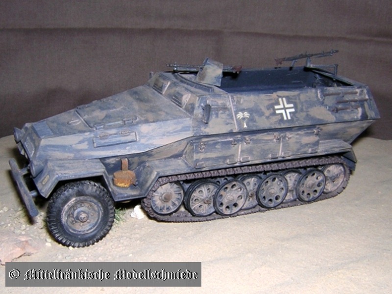 sdKfz251B1.jpg (102314 Byte)