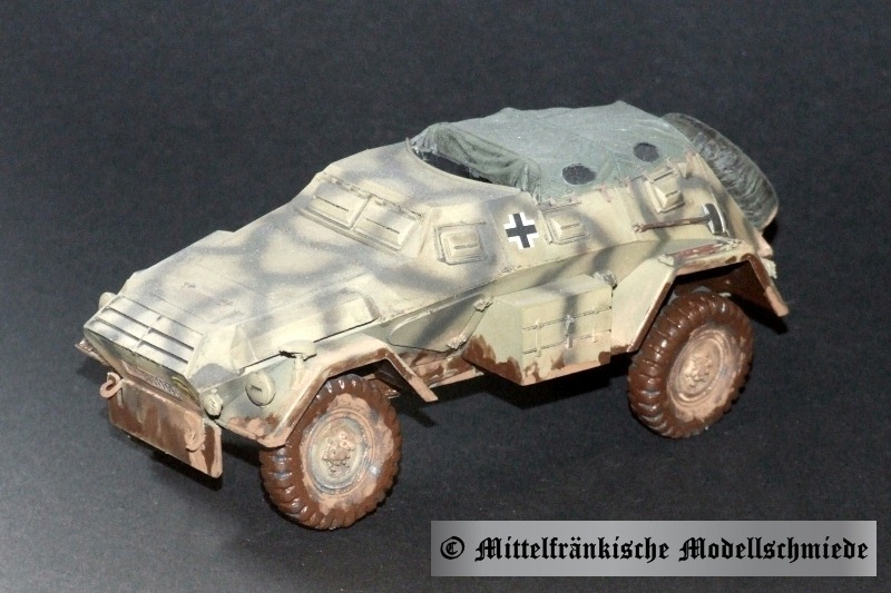 sdkfz24702.jpg (300845 Byte)