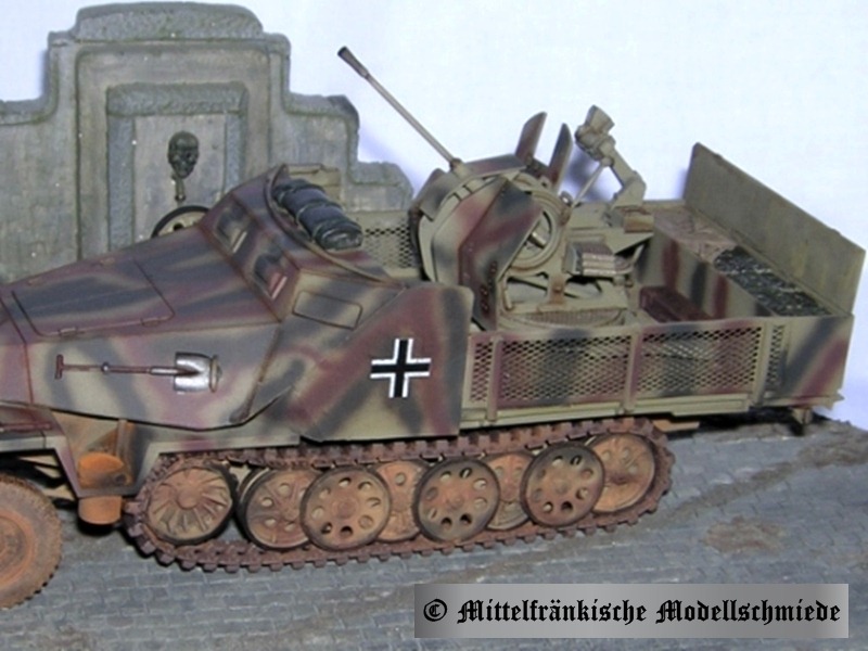 sdkfz251173.jpg (86248 Byte)