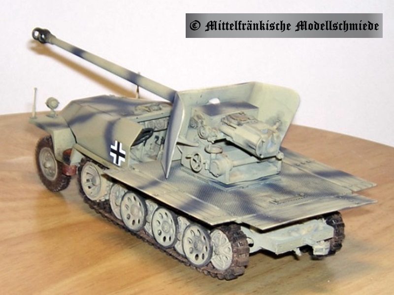 sdkfz251753.jpg (80932 Byte)